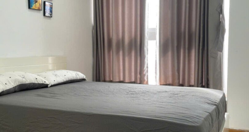 phong ngu can ho can ban gap 7 810x430 - Bán căn hộ chung cư Scenic Valley 1, 70m2, giá 6.050 tỷ, đầy đủ nội thất , xem nhà dễ.