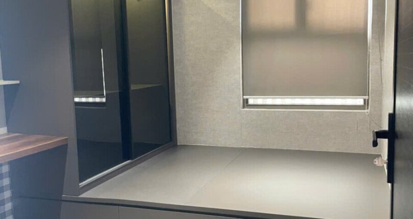 phong ngu nho 5 810x430 - Giá mua bán căn hộ 2pn tháp B view sông lầu cao chung cư Saigon South Residences T7/2025