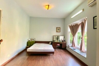 phong-ngu-nho-thiet-ke-rong-rai-nhieu-anh-sang