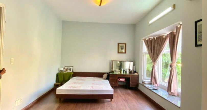 phong ngu nho thiet ke rong rai nhieu anh sang 810x430 - Giá cho thuê nhà Biệt thự nguyên căn Nội khu Mỹ Thái 2 Phú Mỹ Hưng T7/2025