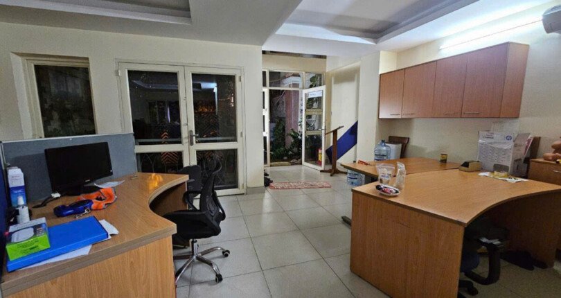 toa nha co 15p thiet ke dang chdv 810x430 - Giá mua bán toàn nhà chdv có thang máy 15p Đường số 49 phường Tân Hưng HCM T7/2025