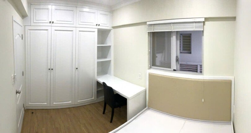 tu quan ao 810x430 - Giá mua bán căn hộ 3pn, 135m2 tòa H chung cư Happy Valley Phú Mỹ Hưng T7/2025