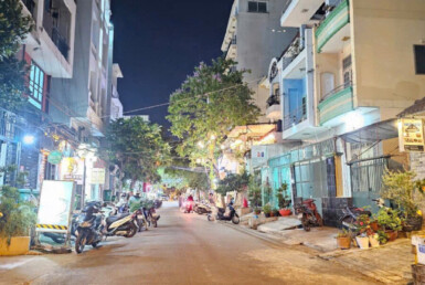vi tri toa nha mat duong so 49 phuong tan hung 385x258 - B&aacute;n Nh&agrave; Phố