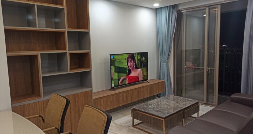 z2098890625520 e293342a2bc617bcfbd1b49c4db12204 810x430 - Bán căn hộ view sông, chung cư Saigon Soth, diện tích 75m2, giá 5.5 tỷ, nội thất đầy đủ, xem nhà dễ.