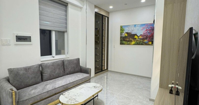 ban can ho ground house sky 3 15 810x430 - Cần bán căn hộ Ground House Sky Garden 3. DT 130m2 Nội thất mới- 3 Phòng-3wc- Sân vườn rộng- Giá 9.590 Tỷ