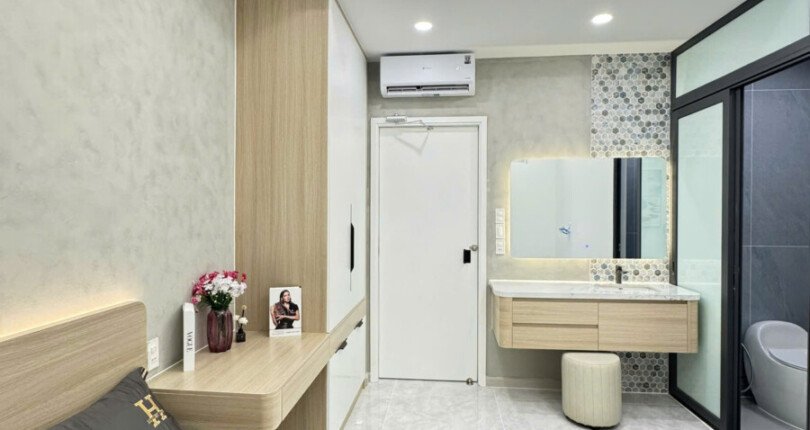 ban can ho ground house sky 3 4 810x430 - Cần bán căn hộ Ground House Sky Garden 3. DT 130m2 Nội thất mới- 3 Phòng-3wc- Sân vườn rộng- Giá 9.590 Tỷ
