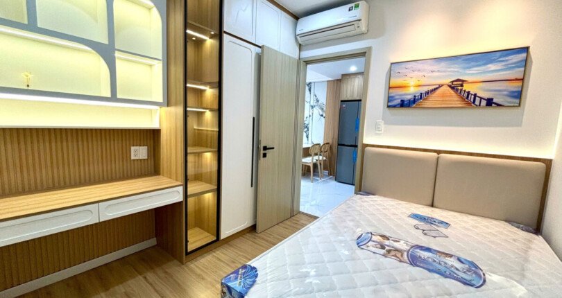 ban can ho hung vuong 2 4 810x430 - Bán nhanh căn hộ Hưng Vượng 2. Căn góc 65m2- thiết kế 2 Phòng-2wc- Nội thất mới đẹp- Giá 5.2 Tỷ (TL)