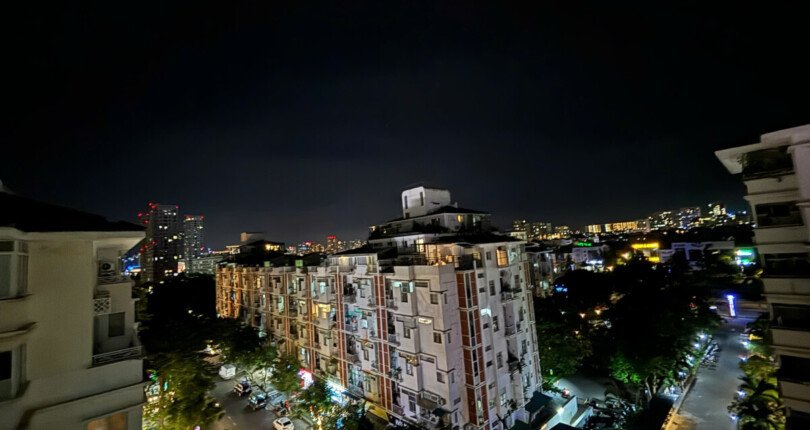 ban can ho hung vuong 2 5 810x430 - Bán nhanh căn hộ Hưng Vượng 2. Căn góc 65m2- thiết kế 2 Phòng-2wc- Nội thất mới đẹp- Giá 5.2 Tỷ (TL)