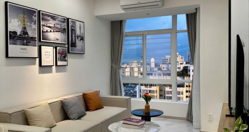 ban can ho sky garden 3 1 3 810x430 - Bán căn góc Sky Garden 3. DT 72m2 View trực diện hồ bơi lộng gió- 3 Phòng-2wc- Nội thất mới 100%- Giá 6.380 Tỷ
