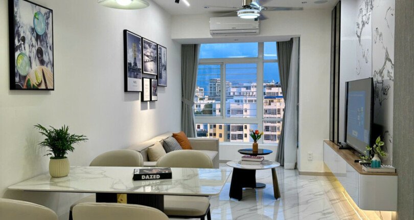 ban can ho sky garden 3 11 1 810x430 - Bán căn góc Sky Garden 3. DT 72m2 View trực diện hồ bơi lộng gió- 3 Phòng-2wc- Nội thất mới 100%- Giá 6.380 Tỷ