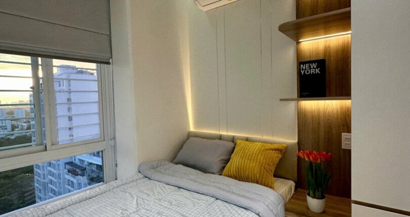 ban can ho sky garden 3 3 2 810x430 - Bán căn góc Sky Garden 3. DT 72m2 View trực diện hồ bơi lộng gió- 3 Phòng-2wc- Nội thất mới 100%- Giá 6.380 Tỷ