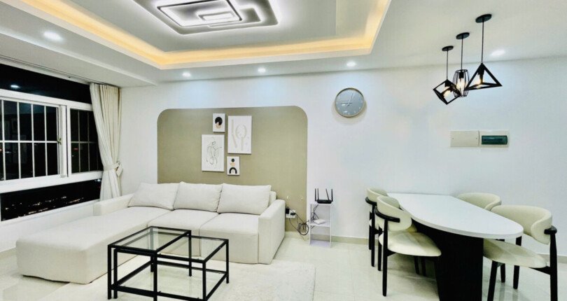 ban can ho sky garden 3 6 Copy 810x430 - Bán căn hộ đẹp tại Sky Garden 3. DT 70m2 View Bitexco quận 1- Số lượng hiếm- đang cho thuê 15 triệu. Giá bán 5.2 Tỷ