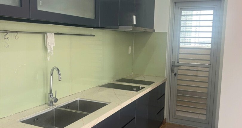 ban can ho star hill 2 810x430 - Bán căn hộ Star Hill. DT 87m2 Thiết kế 3 Phòng-2wc- Nội thất dính tường- View đông nam- có ô xe hầm- Giá 8 Tỷ