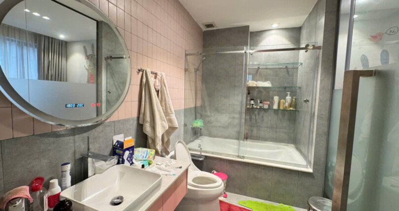 biet thu ban co 4 toilet hoan thien nhu hinh 810x430 - Giá mua bán nhà Biệt thự mặt đường Đặng Đức Thuật kdc Mỹ Kim 2 phường Tân Hưng T8/2025