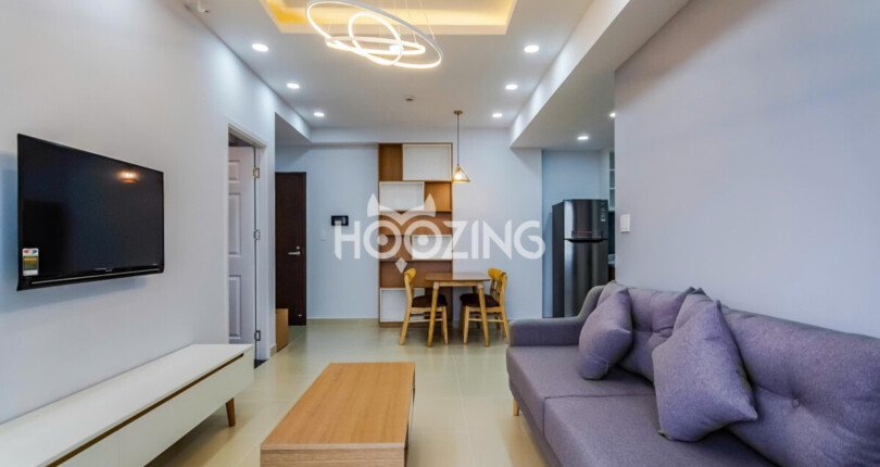 can canh phong khach 1 810x430 - Giá mua bán căn hộ 2pn tòa B chung cư Hưng Phúc Happy Residence phường Tân Mỹ T9/2025