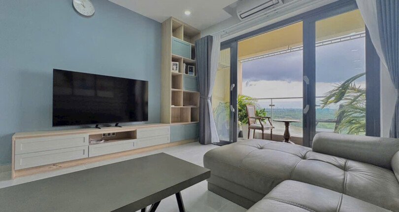 can canh phong khach can ho ban 810x430 - Giá mua bán căn hộ ED3-15 lầu 15 chung cư Riverside Residence phường Tân Mỹ T8/2025