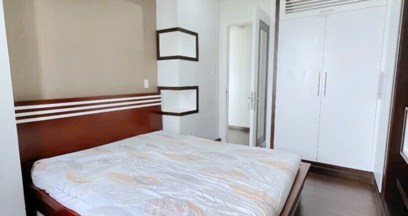 can ho ban co 2 phong ngu hoan thien cao cap 810x430 - Bán gấp căn hộ 2pn Block D chung cư Green Valley diện tích 97m2 giá 8,160 tỷ