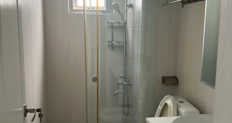 can ho ban co 2 toilet hoan thien nhu hinh 11 810x430 - Mua bán căn hộ 77m2 tòa nhà G chung cư Scenic Valley 1 giá 6,8 tỷ