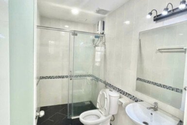 gen-h-z6852206184767_916c75ac2f6e6549d68393a847c0e84d