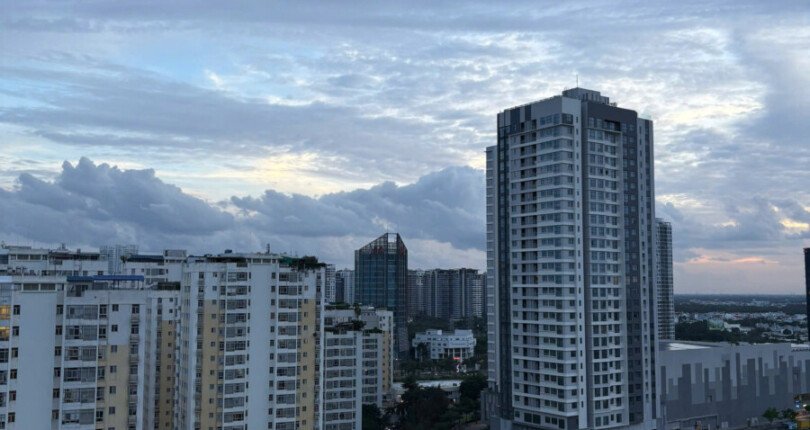 gen h z6947713776849 679fcc3aea87b7d4610a8761f2680bb6 810x430 - Cho thuê nhanh căn hộ Sky Garden 3. DT 70m2 Nhà đẹp View hồ bơi rất thoáng- 2 Phòng-2wc Giá 15 Triệu/Tháng