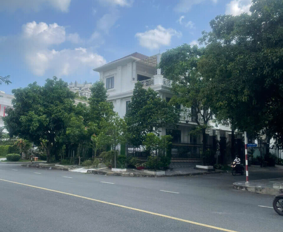 hinh anh mua ban nha biet thu nguyen can kdc nam thong 2 900x738 - Giá mua bán nhà Biệt thự nguyên căn góc đường C - Nam khu Nam Thông 2 T8/2025