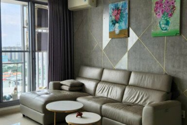 hinh-anh-phong-khach-can-ho-ban