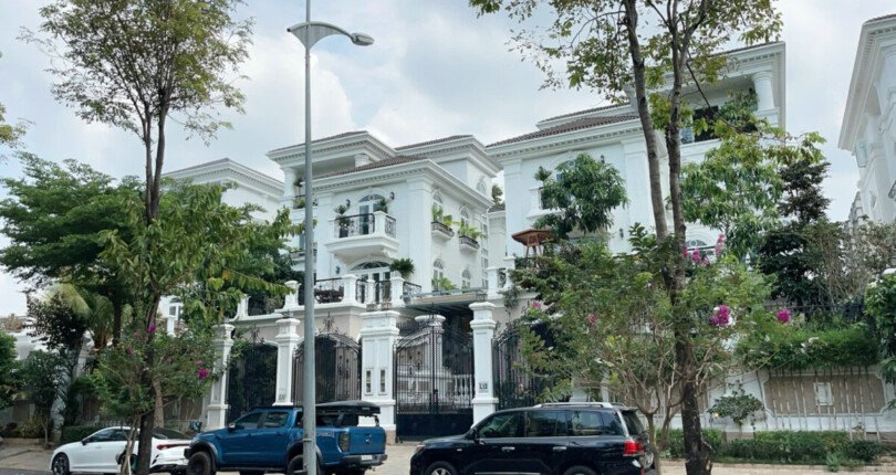 hinh mua ban nha cityland t8 2025 810x430 - Giá mua bán cặp nhà Biệt thự đơn lập diện tích 2000m2 kdc Cityland Riverside T8/2025