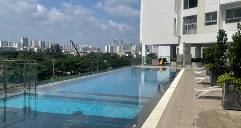 ho boi scenic valley 2 810x430 - Bán gấp căn hộ 3pn có ban công phòng khách chung cư Scenic Valley 2 phường Tân Mỹ T8/2025