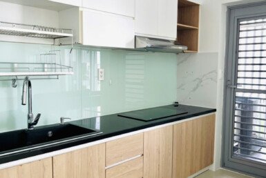 khong-gian-bep-rong-rai