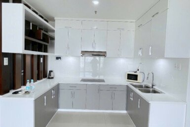 khong-gian-bep-rong-rai