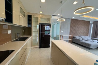 khong-gian-bep-rong-rai