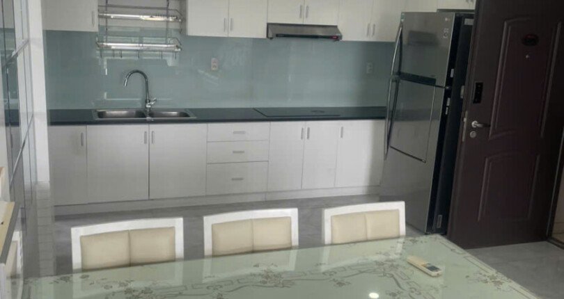 khong gian bep va phong an 810x430 - Mua bán căn hộ 3pn số 01 tòa L chung cư Happy Valley phường Tân Hưng giá 8,5 tỷ