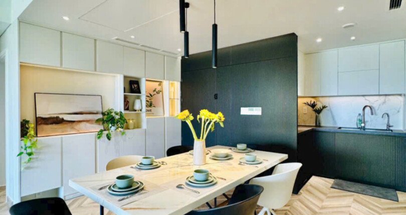 phong an can ho 810x430 - Giá mua bán căn hộ 4pn AD4-5 lầu 5 view sông chung cư Riverside Residence t8/2025