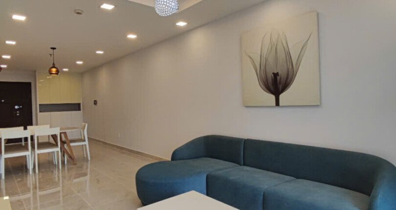 phong khach can ho 810x430 - Bán căn hộ 3pn block D chung cư Scenic Valley 1 phường Tân Mỹ Giá 8,540 tỷ