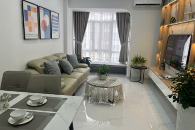 phong khach can ho ban 9 385x258 - Cần bán căn hộ 56m2, chung cư Sky Garden 3, lầu 9 , giá 4.460 tỷ, nhà đẹp, nội thất mới 100%.