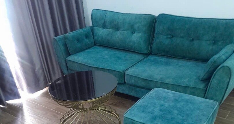 phong khach can ho can ban 5 810x430 - Bán căn hộ chung cư Scenic Valley 1, 70m2, 02pn, giá 6 tỷ, nhà đang có hợp đồng thuê.