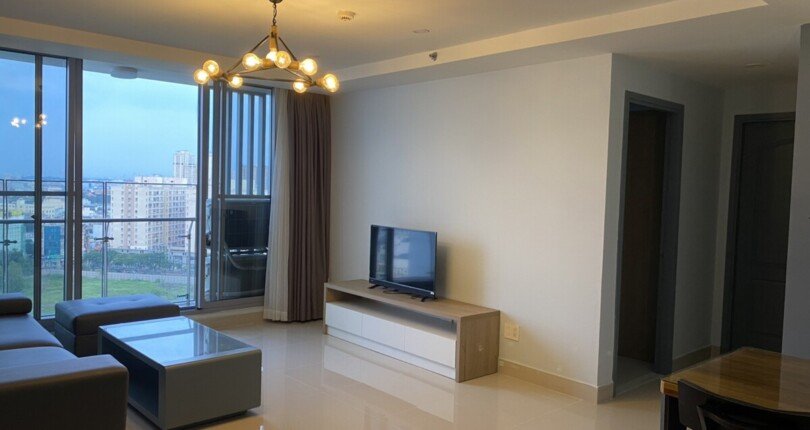 phong khach can ho can ban 7 810x430 - Bán căn hộ 89m2, chung cư Green Valley, 02pn, giá 7.6 tỷ, nội thất đầy đủ, xem nhà dễ.