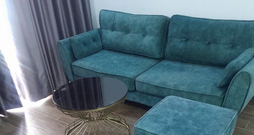 phong khach can ho can ban 9 810x430 - Thị trường 6,3 tỷ cho căn 70m2, chung cư Scenic Valley 1, riêng giỏ hàng bên em chỉ 6 tỷ, cho căn hộ 70m2, đầy đủ nội thất.