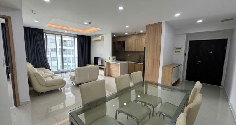 phong khach va phong an can ho ban 810x430 - Bán gấp căn hộ 3pn tòa nhà A chung cư Green Valley Phú Mỹ Hưng giá 10 tỷ