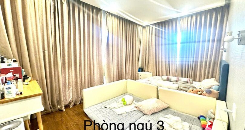 phong ngu can ho ban 4 810x430 - Bán gấp căn hộ Happy Valley Phú Mỹ Hưng tòa A, 135m2, giá 10,5 tỷ