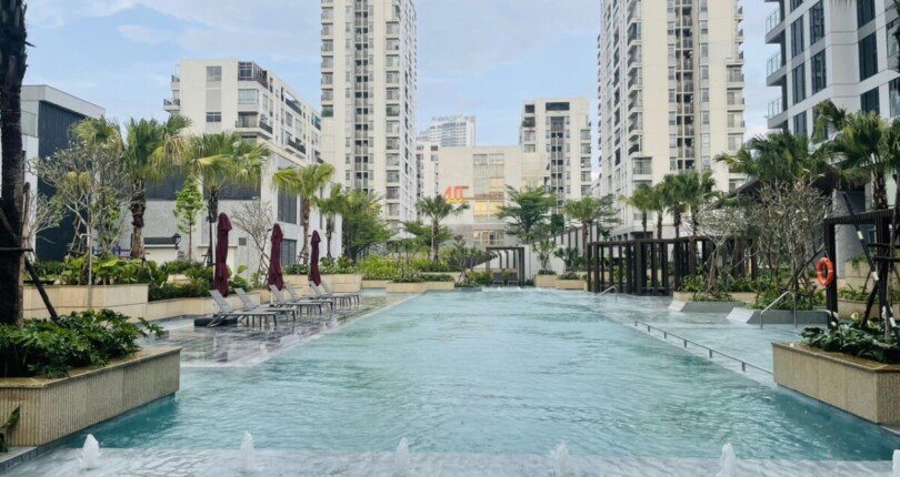 shophouse cho thue lien ke ho boi noi khu du an 810x430 - Giá cho thuê cặp Shophouse khối đế nội khu Cardinal Court Phú Mỹ Hưng T8/2025