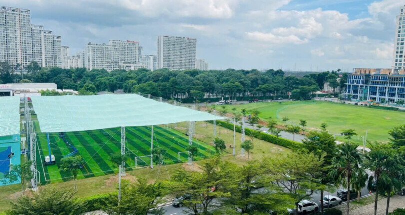 view ban cong can ho 810x430 - Giá mua bán căn hộ 3pn J7.02 chung cư Star Hill phường Tân Mỹ T8/2025