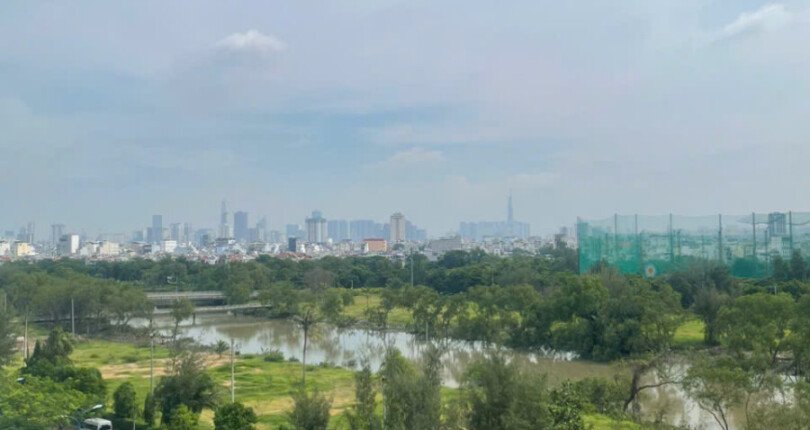 view phong khach can ho 810x430 - Mua bán căn hộ 3pn số 01 tòa L chung cư Happy Valley phường Tân Hưng giá 8,5 tỷ