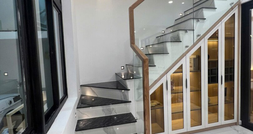 ban can ho duplex hung vuong 2 9 810x430 - Cần bán căn Duplex Hưng Vượng 2. DT 90m2 Nhà đẹp- Nội thất mới- 3 phòng ngủ-2wc- Giá bán 5.990 Tỷ