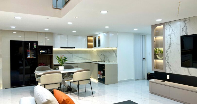 ban can ho duplex sky garden 1 2 810x430 - Bán căn hộ Duplex Sky Garden 1. DT 140m2 Thiết kế 5 phòng ngủ- 4 toilet- Nội thất mới 100%- Giá bán 9 Tỷ