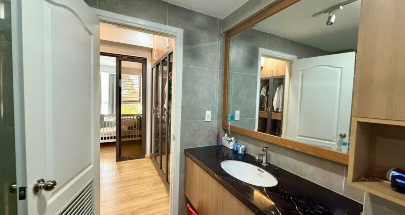 ban can ho garden court 1 3 810x430 - Bán căn hộ Garden Court 1. Nhà đẹp- DT 128m2 Thiết kế 3 Phòng ngủ-2wc- Nội thất đầy đủ- view công viên. Giá 14.5 Tỷ