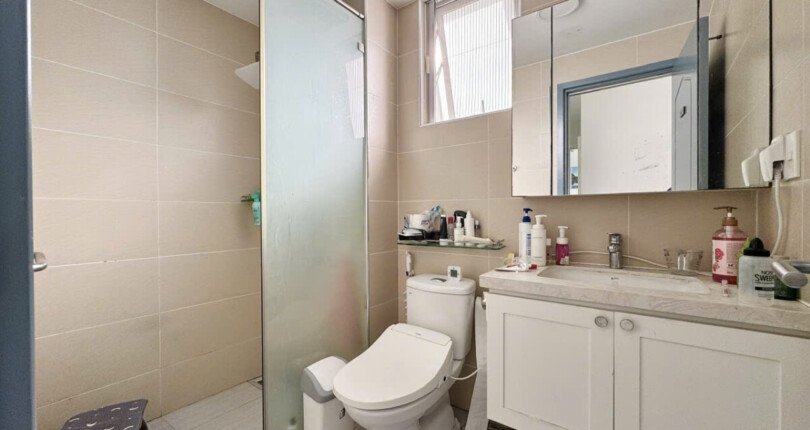 ban can ho scenic valley 1 11 2 810x430 - Bán căn hộ Scenic Valley 1. DT 108m2 Lầu trung- Bán với nội thất dính tường- 3 Phòng-2wc- Ô xe hầm- Giá 9.3 Tỷ