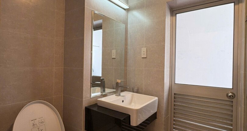 ban can ho sky garden 1 7 2 810x430 - Bán căn hộ Sky Garden 1. DT 81m2 Nhà đẹp, Nội thất đầy đủ- 2 phòng ngủ-2wc- Lầu cao- Giá bán 5.4 Tỷ
