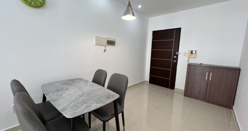 ban can ho sky garden 3 11 1 810x430 - Cho thuê căn hộ Sky Garden 3. DT 70m2 Nhà đẹp- lầu cao- Nội thất đầy đủ- 2 Phòng ngủ-2wc- Giá thuê 16 Triệu/Tháng