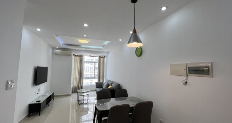 ban can ho sky garden 3 13 810x430 - Cho thuê căn hộ Sky Garden 3. DT 70m2 Nhà đẹp- lầu cao- Nội thất đầy đủ- 2 Phòng ngủ-2wc- Giá thuê 16 Triệu/Tháng
